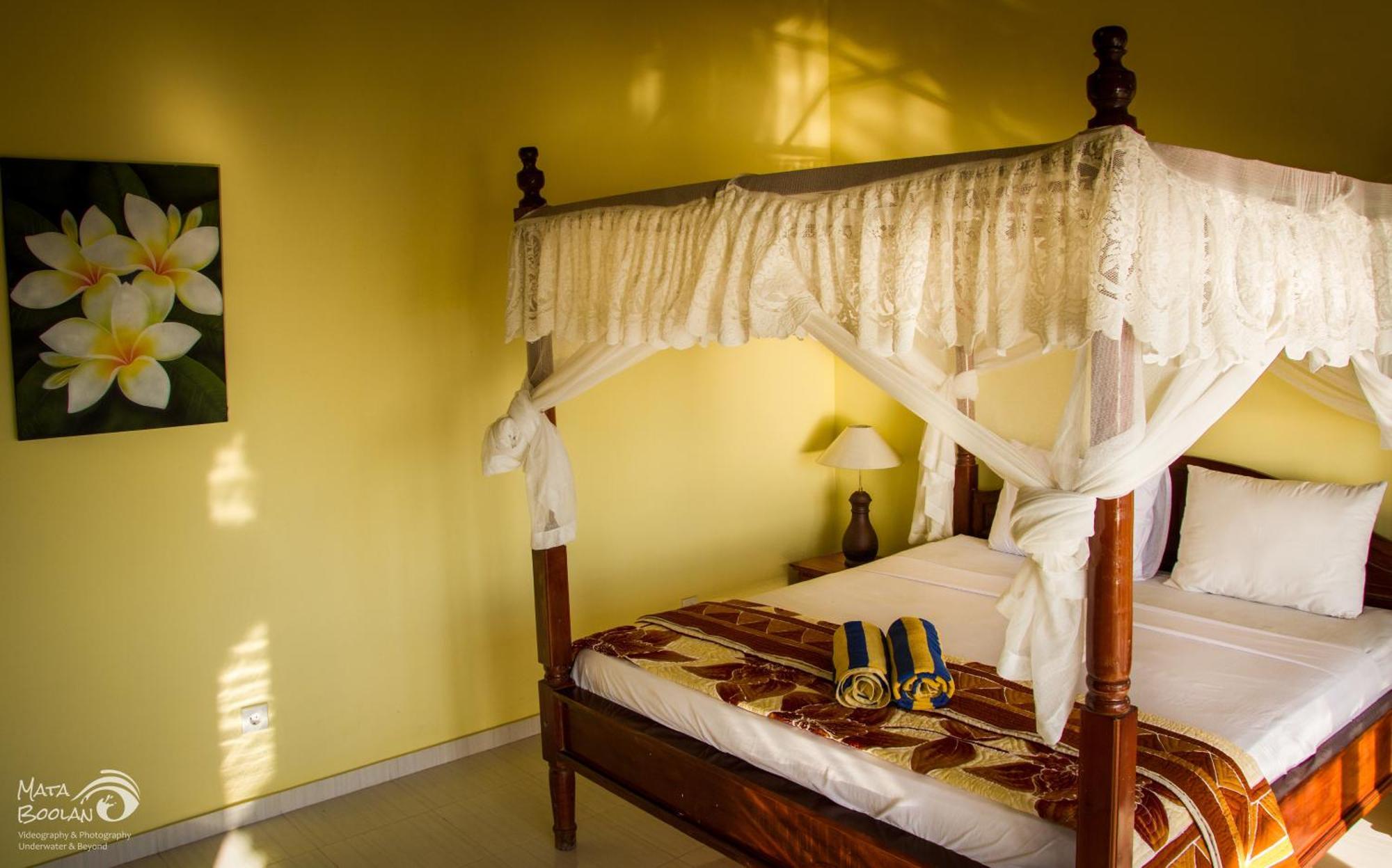 Beten Waru Bungalow And Restaurant Amed Quarto foto