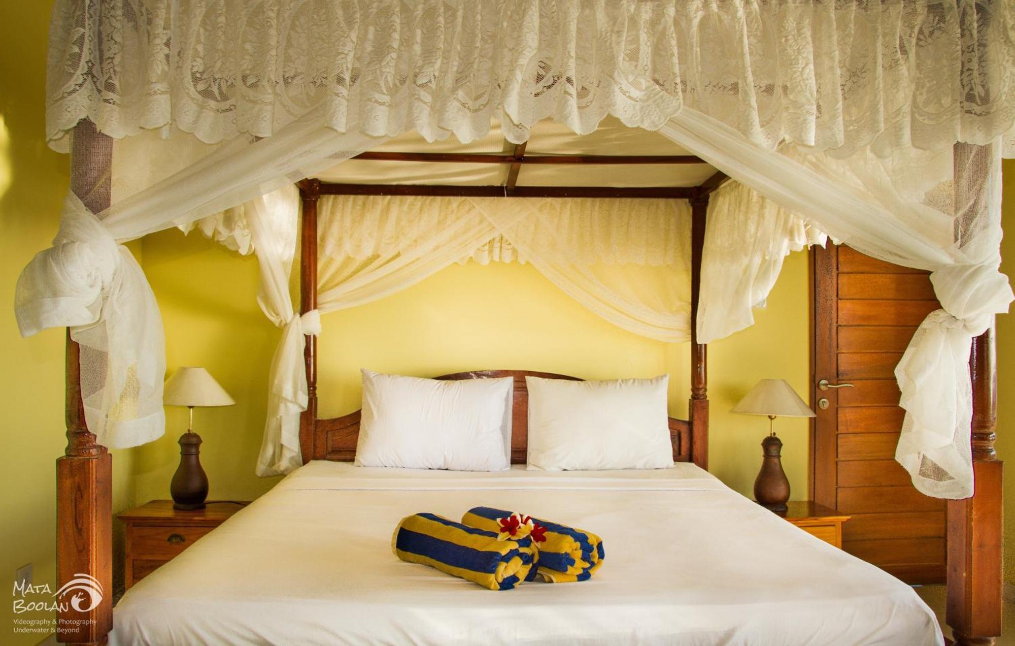 Beten Waru Bungalow And Restaurant Amed Quarto foto