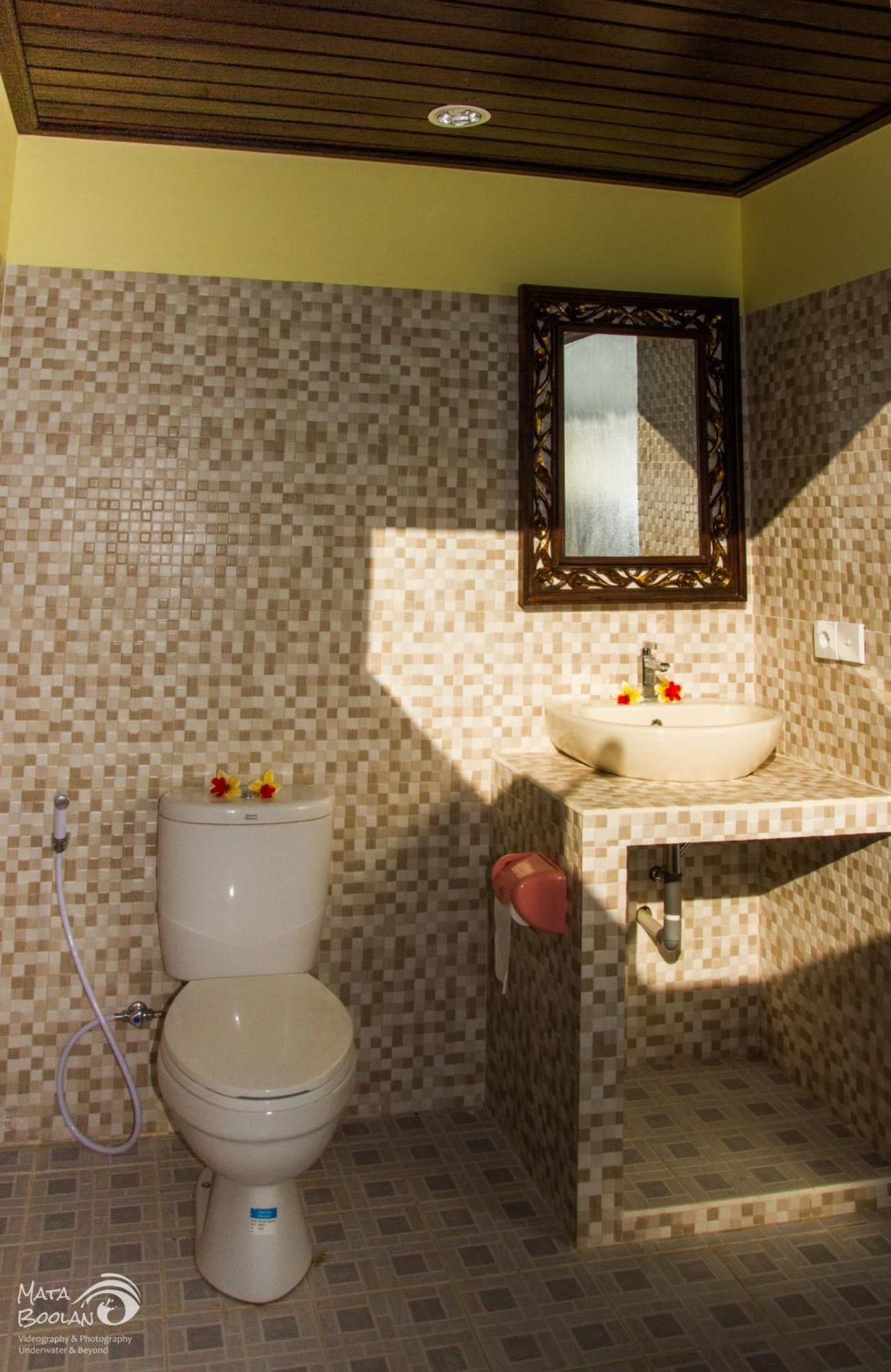 Beten Waru Bungalow And Restaurant Amed Quarto foto